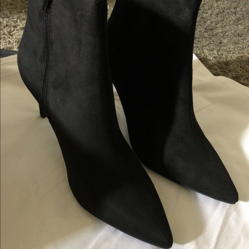 Red Delicious Black Sueded Heel Stilettos